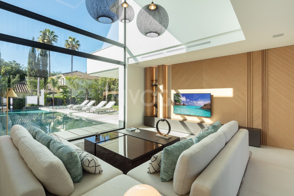 Impresionante Villa Moderna en Las Brisas