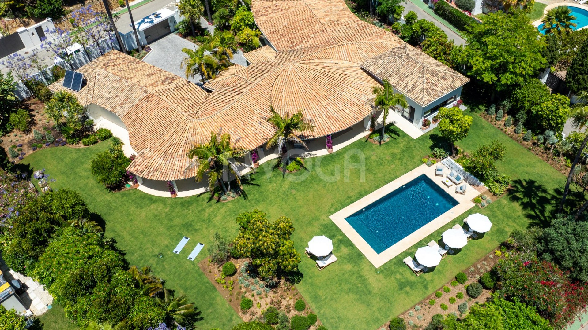 Luxury Renovated Bungalow in La Cerquilla