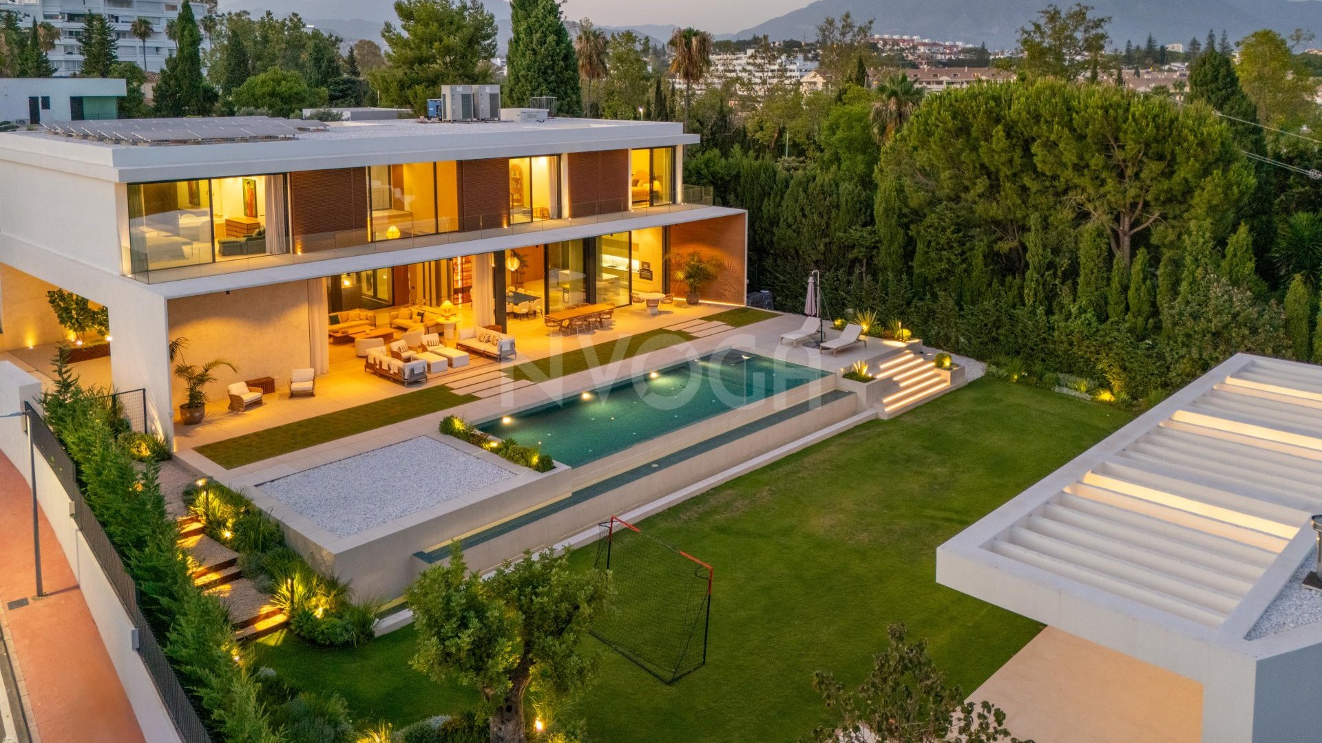 Modern Luxury Villa in Guadalmina Alta