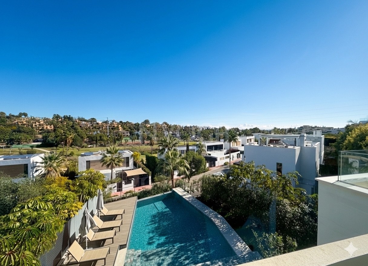 VILLA BELFRY- EL CAMPANARIO, ESTEPONA ESTE