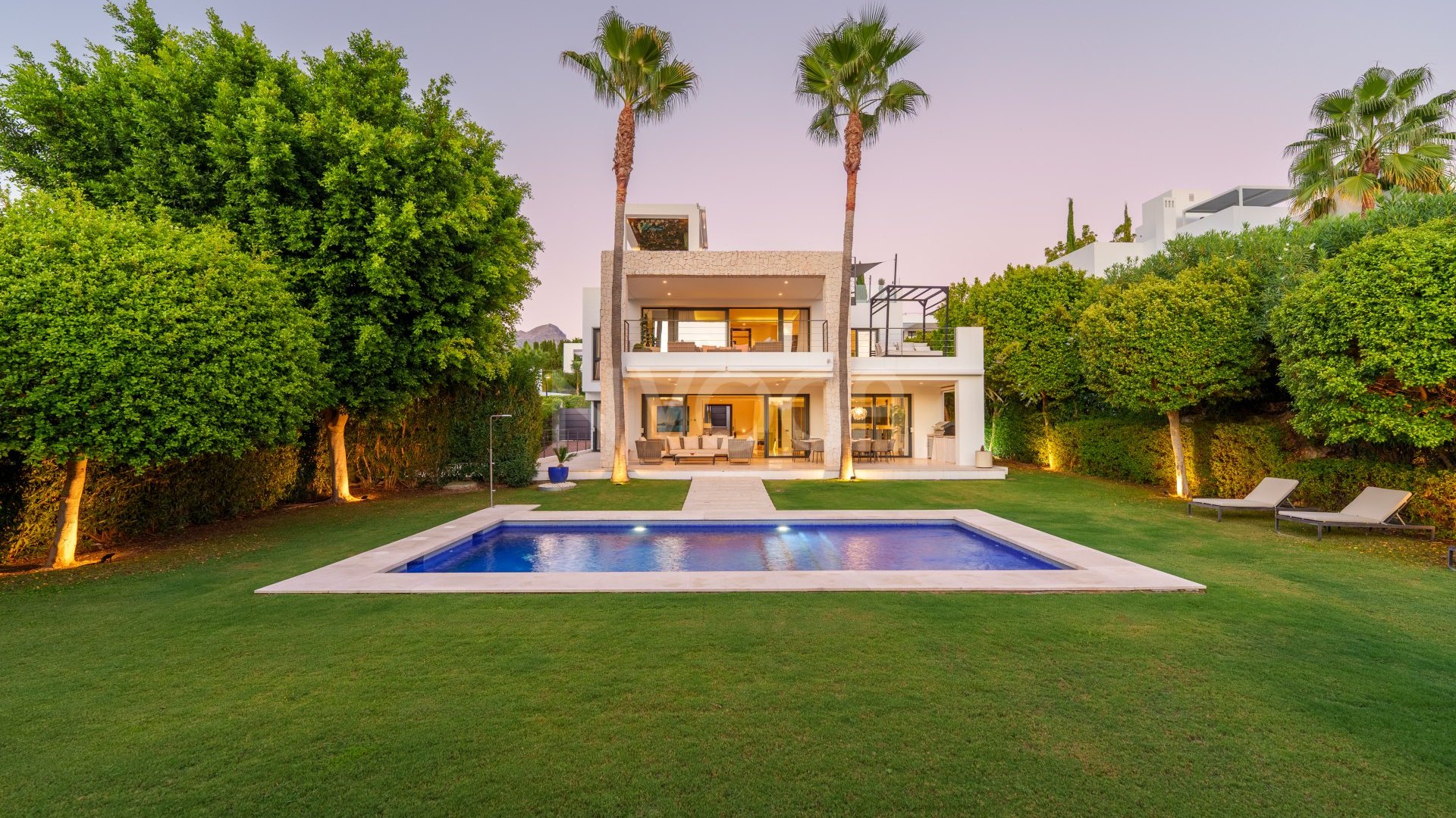 Los Olivos 2 – Contemporary Villa in Nueva Andalucía
