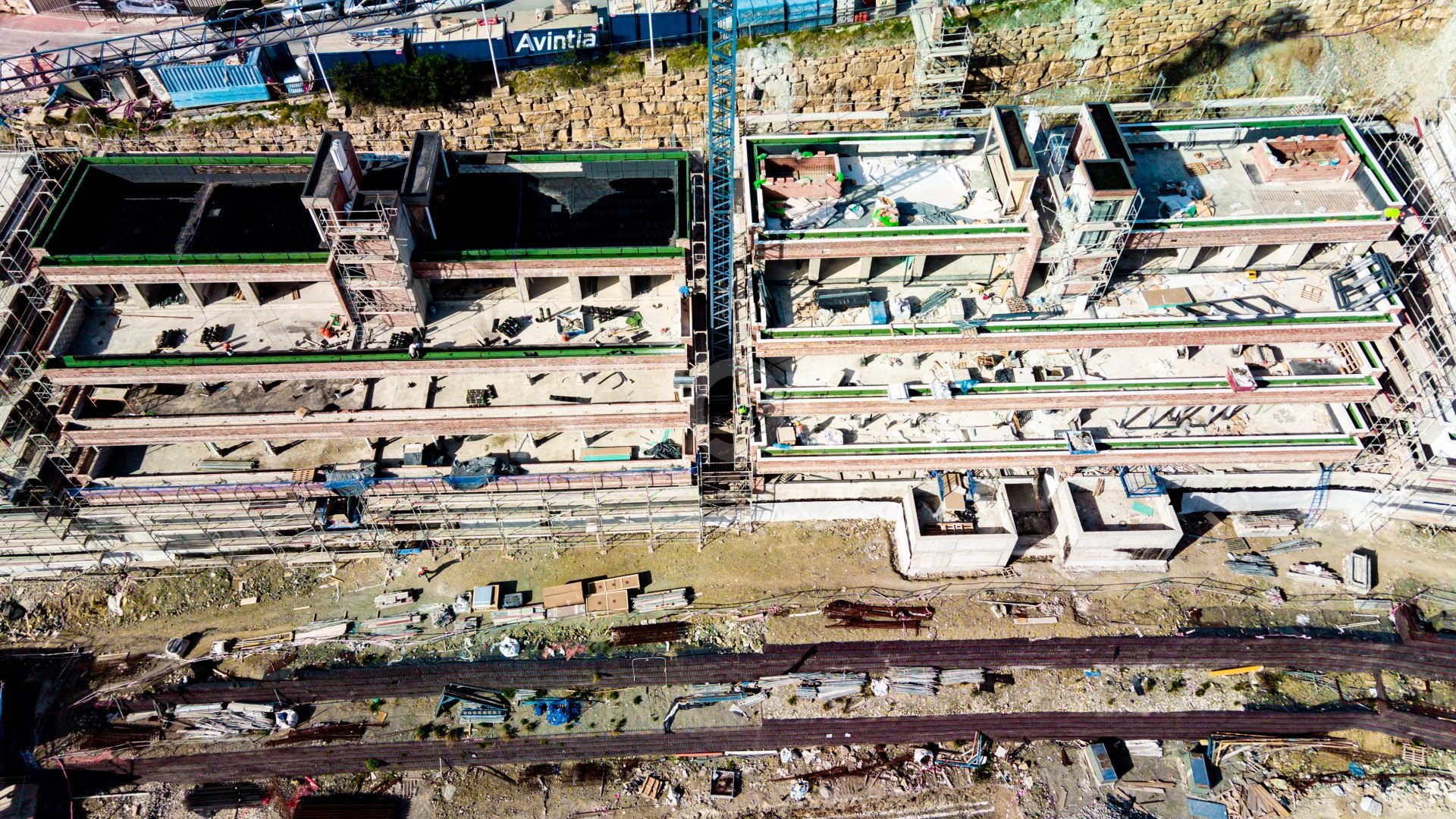 OBRA COMENZADA!!! Apartamento de 3 dormitorios en planta baja con piscina y jardin privado, con con vistas al mar