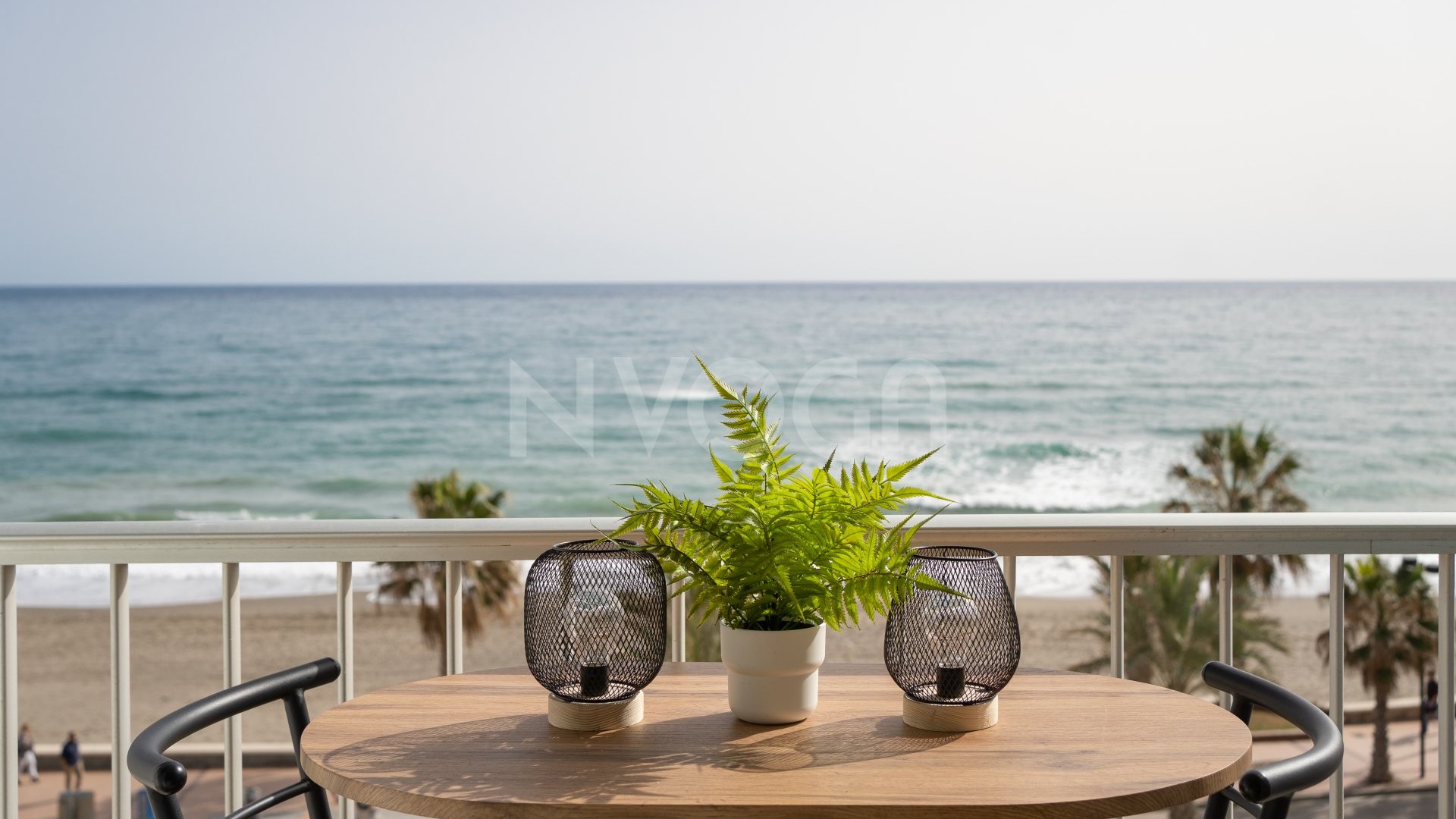 Magnificent apartment on the first line in Fuengirola