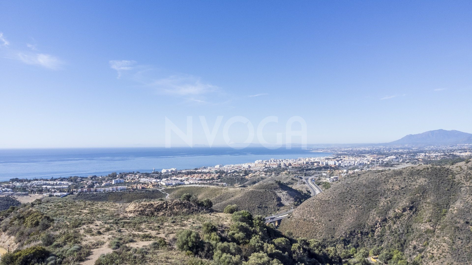 Paraíso tropical con vistas panorámicas al mar en Los Altos de los Monteros