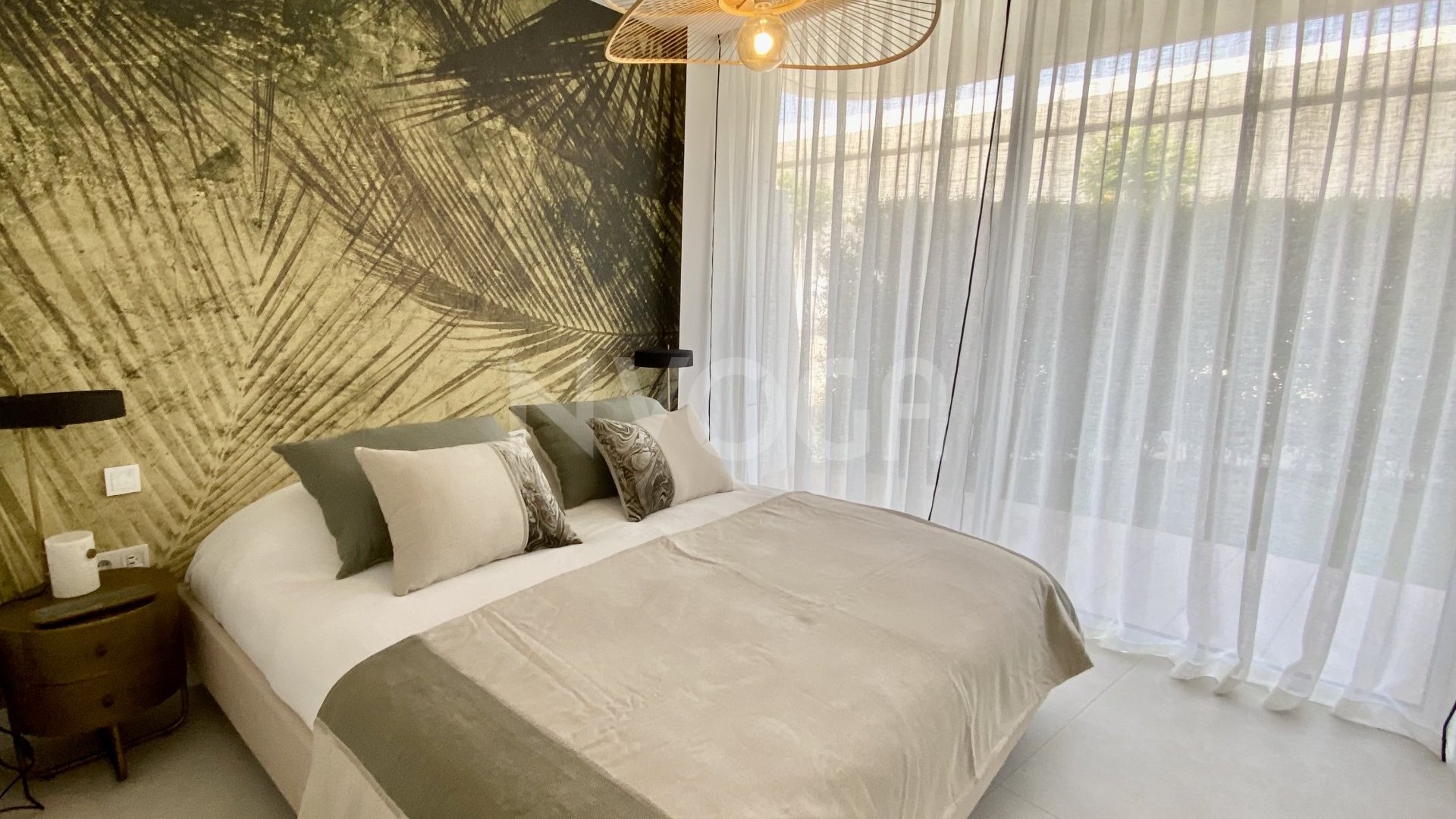 Front line beach apartment in Estepona