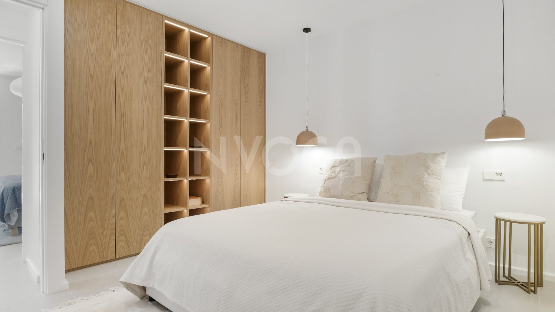 Elegant Beachfront Apartment – Riviera Andaluza, Estepona