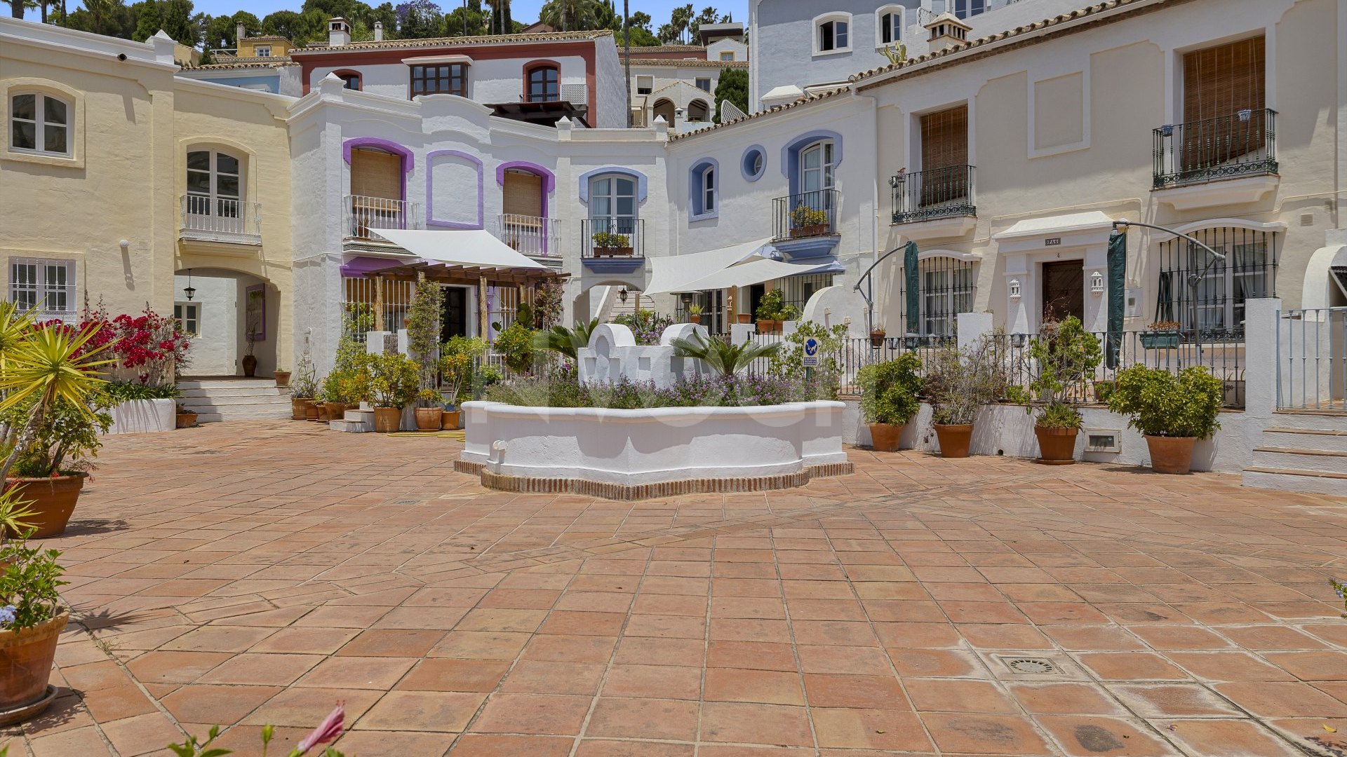 Charming Townhouse in La Perla de la Heredia – Benahavís