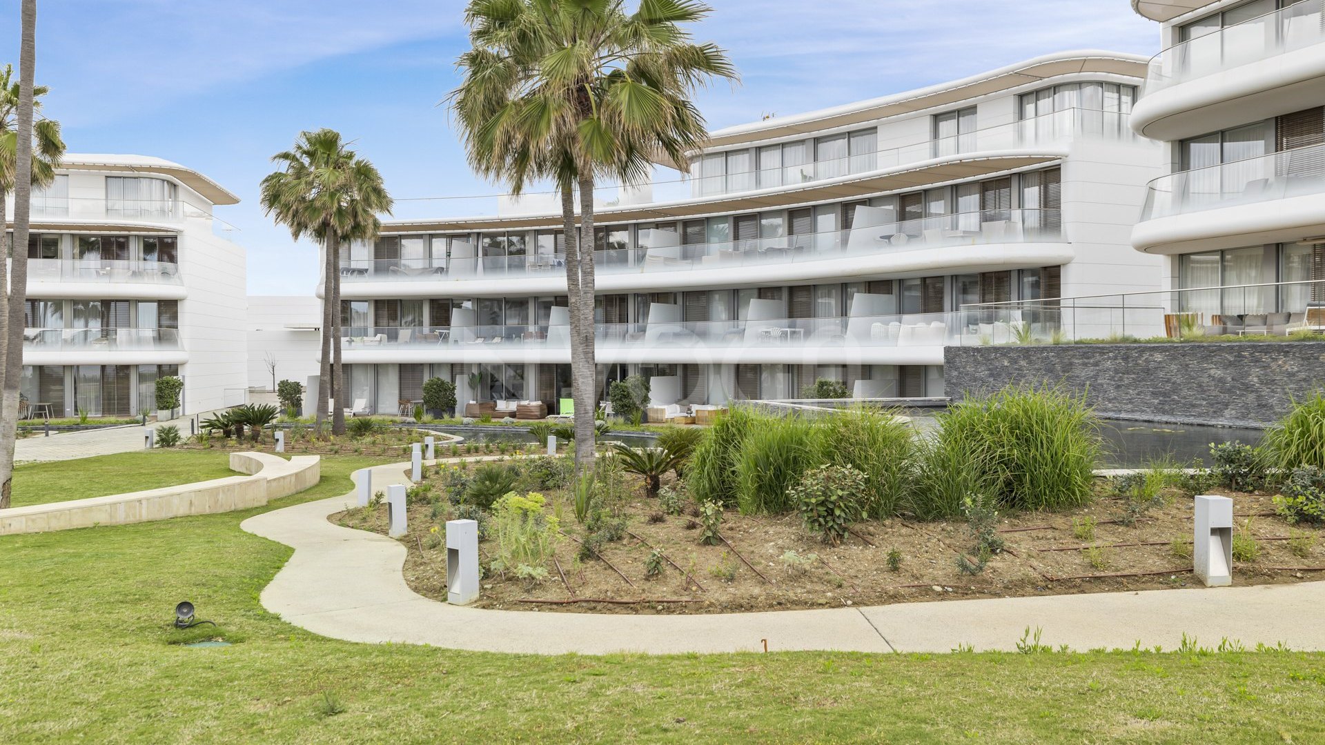 Exquisite Frontline Beach Apartment – The Edge, Estepona