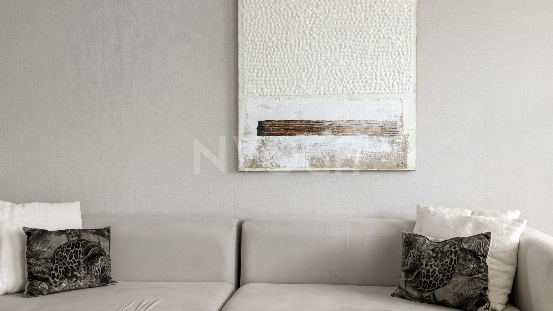 Exquisite Frontline Beach Apartment – The Edge, Estepona