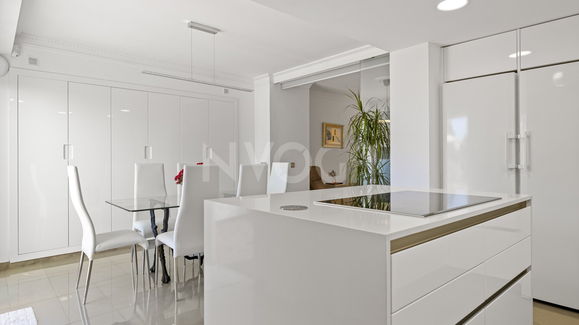 Spacious Townhouse with Garden & La Concha Views – Los Toreros, Puerto Banús