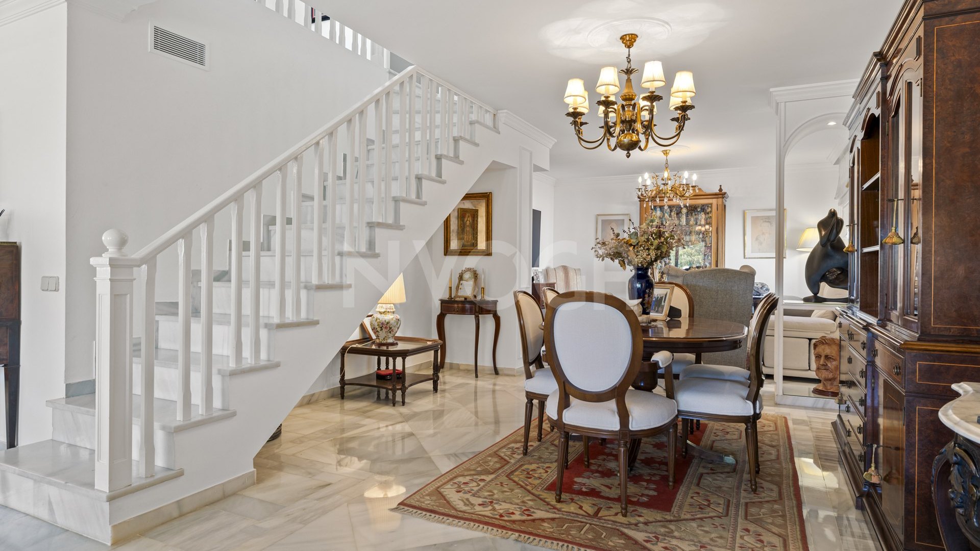 Spacious Townhouse with Garden & La Concha Views – Los Toreros, Puerto Banús