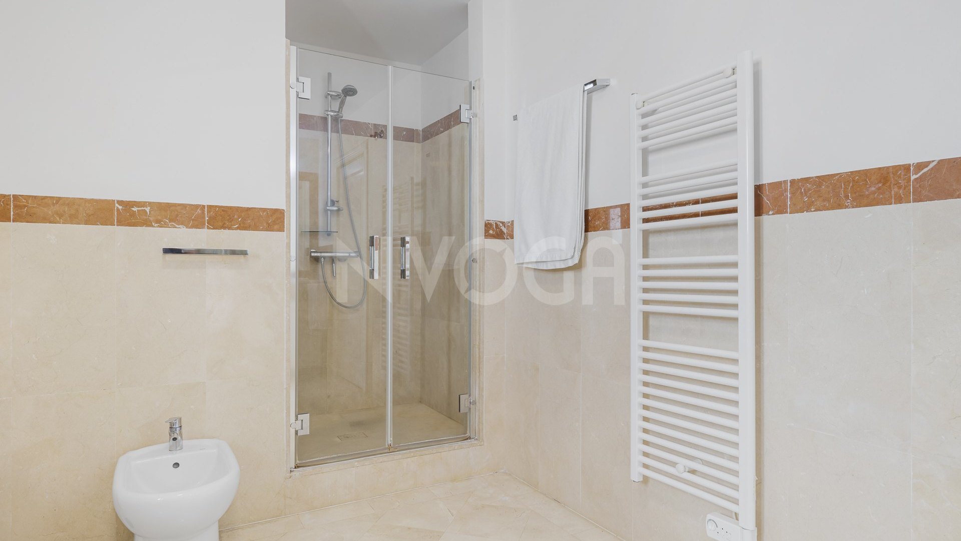 Exceptional 5-Bedroom Townhouse in La Perla de la Heredia, Benahavís