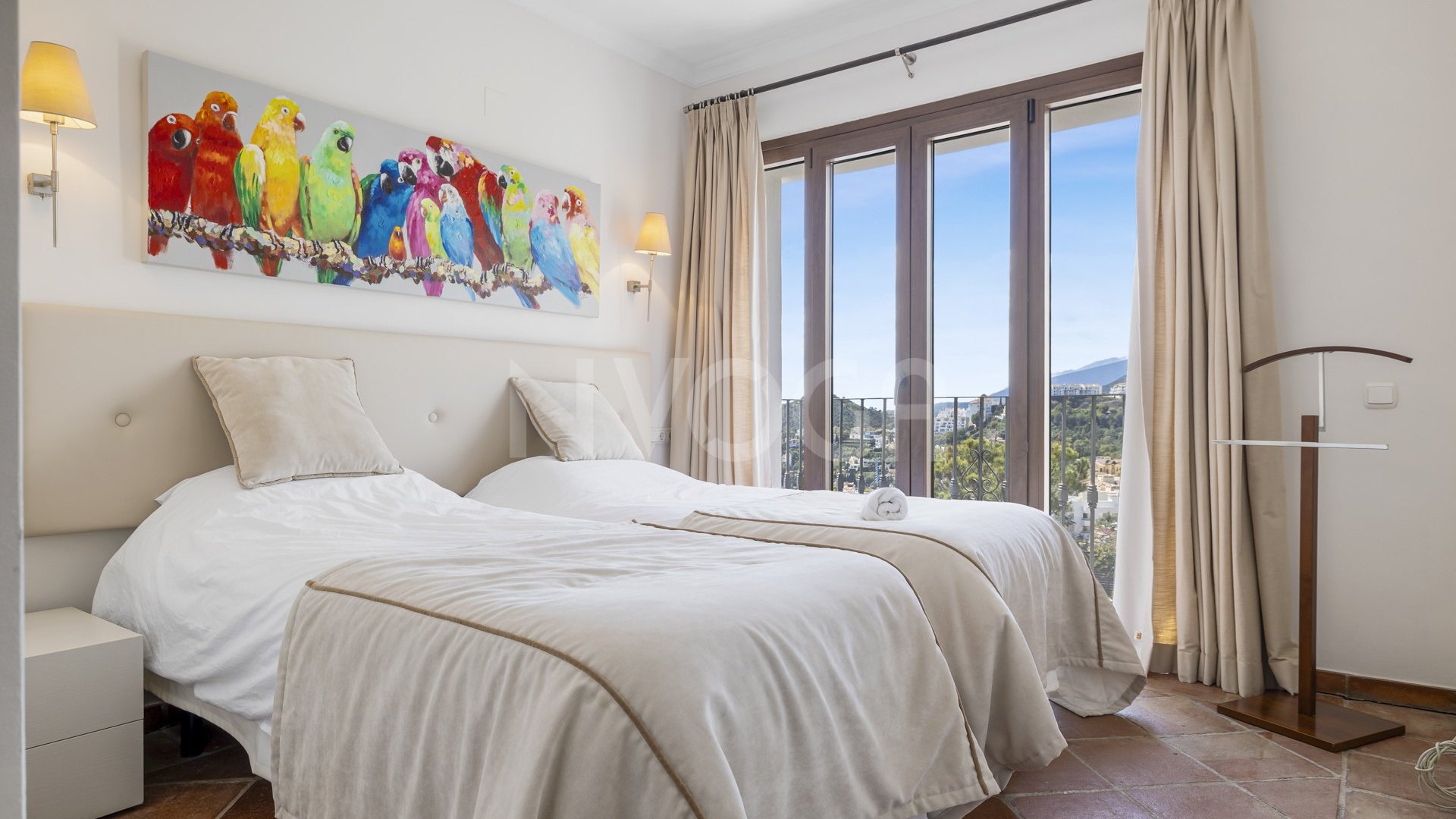 Exceptional 5-Bedroom Townhouse in La Perla de la Heredia, Benahavís