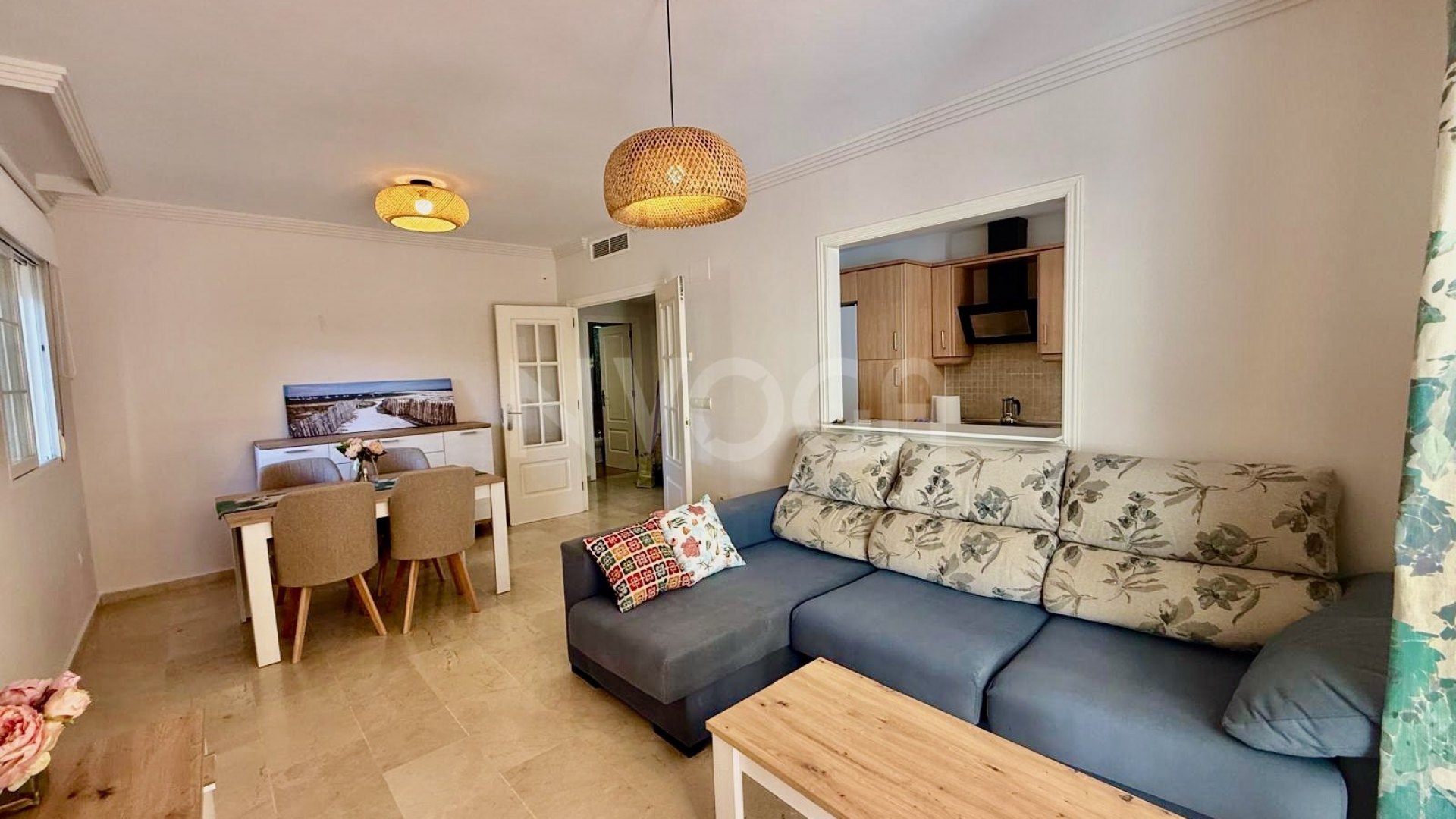 Ideal apartamento a tan solo 300 metros de la playa de duna natural en Elviria