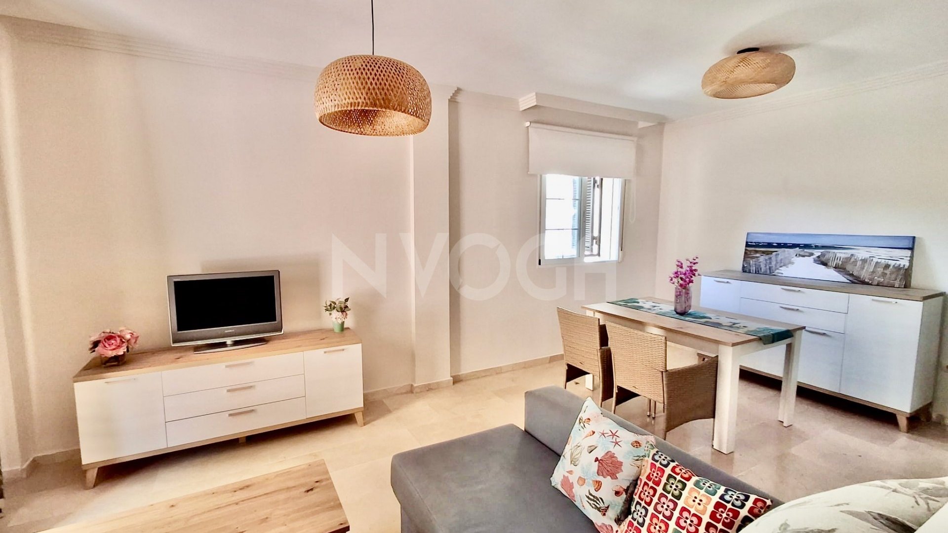 Ideal apartamento a tan solo 300 metros de la playa de duna natural en Elviria