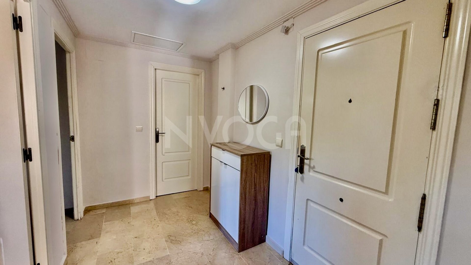 Ideal apartamento a tan solo 300 metros de la playa de duna natural en Elviria