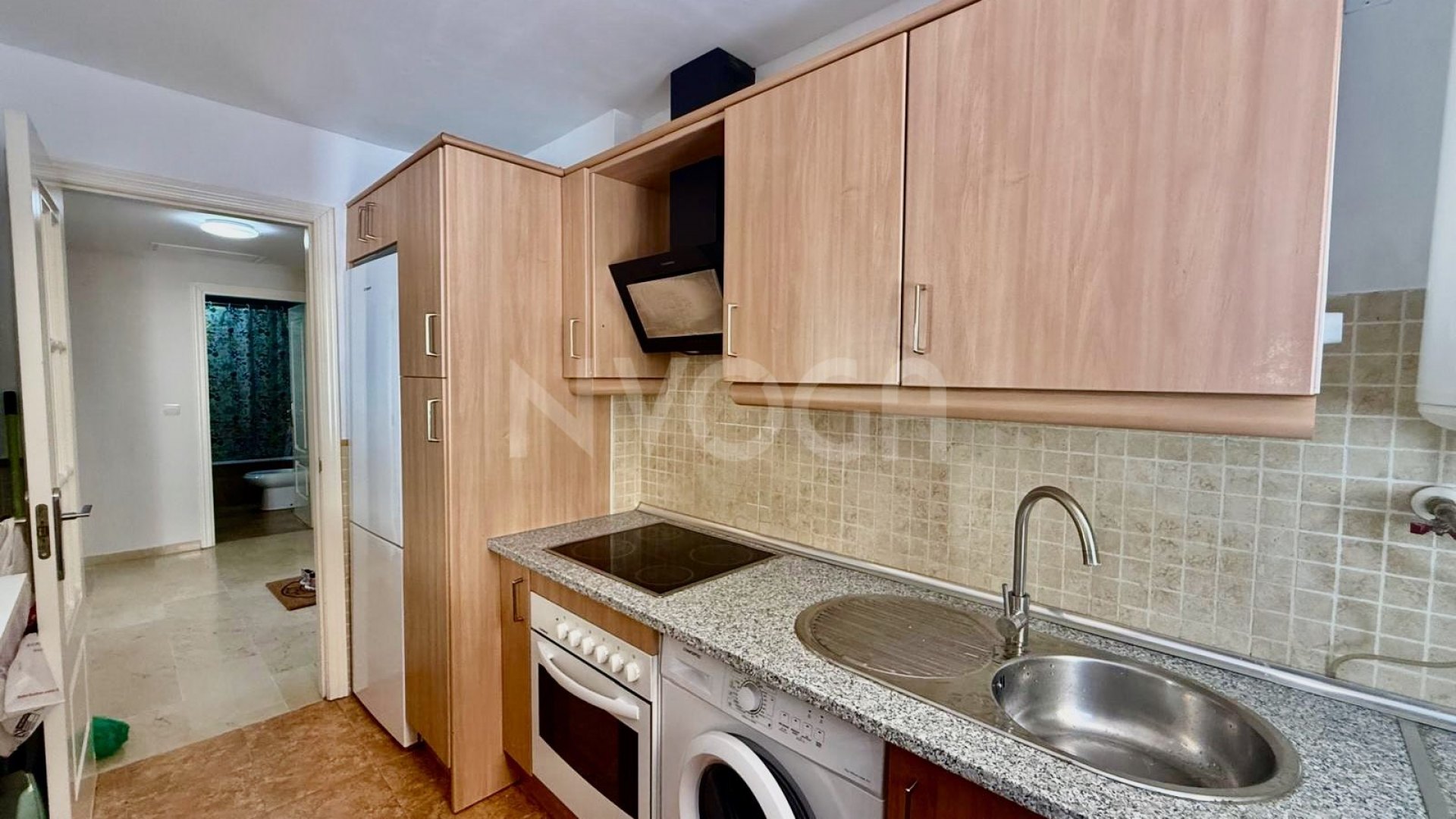 Ideal apartamento a tan solo 300 metros de la playa de duna natural en Elviria