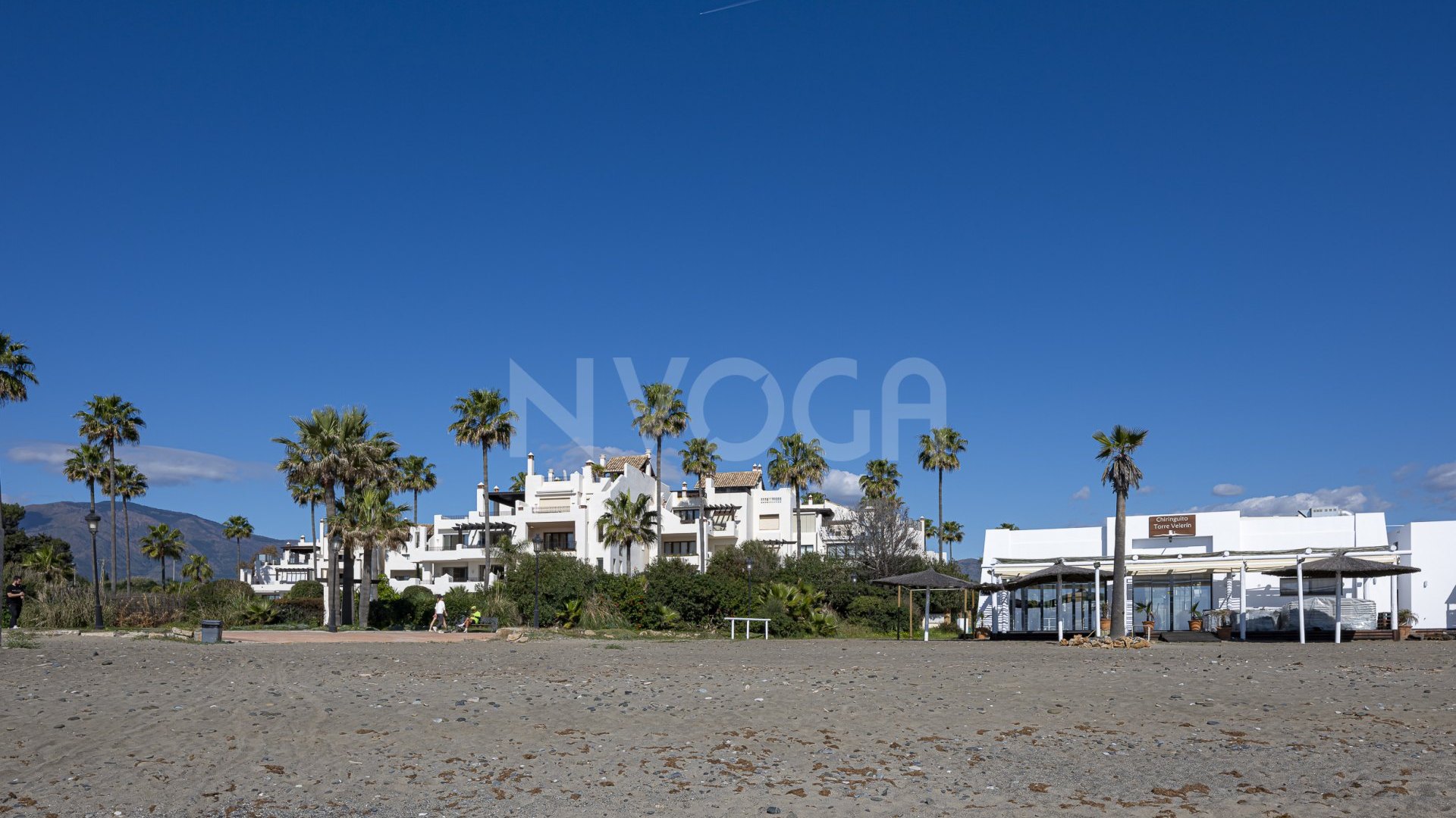 Beachfront Apartment in Bahía del Velerín – Between Marbella & Estepona