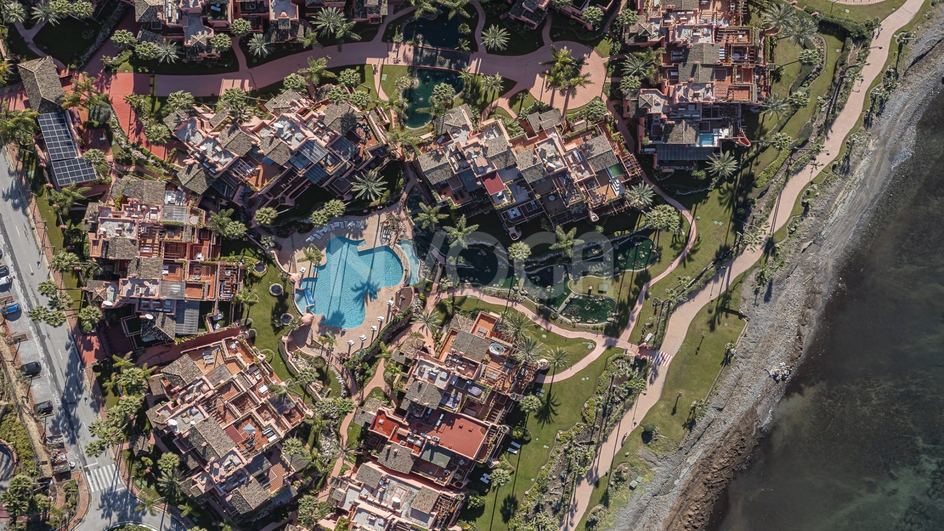 Beachfront Bliss Awaits – Discover Your Paradise by the Sea