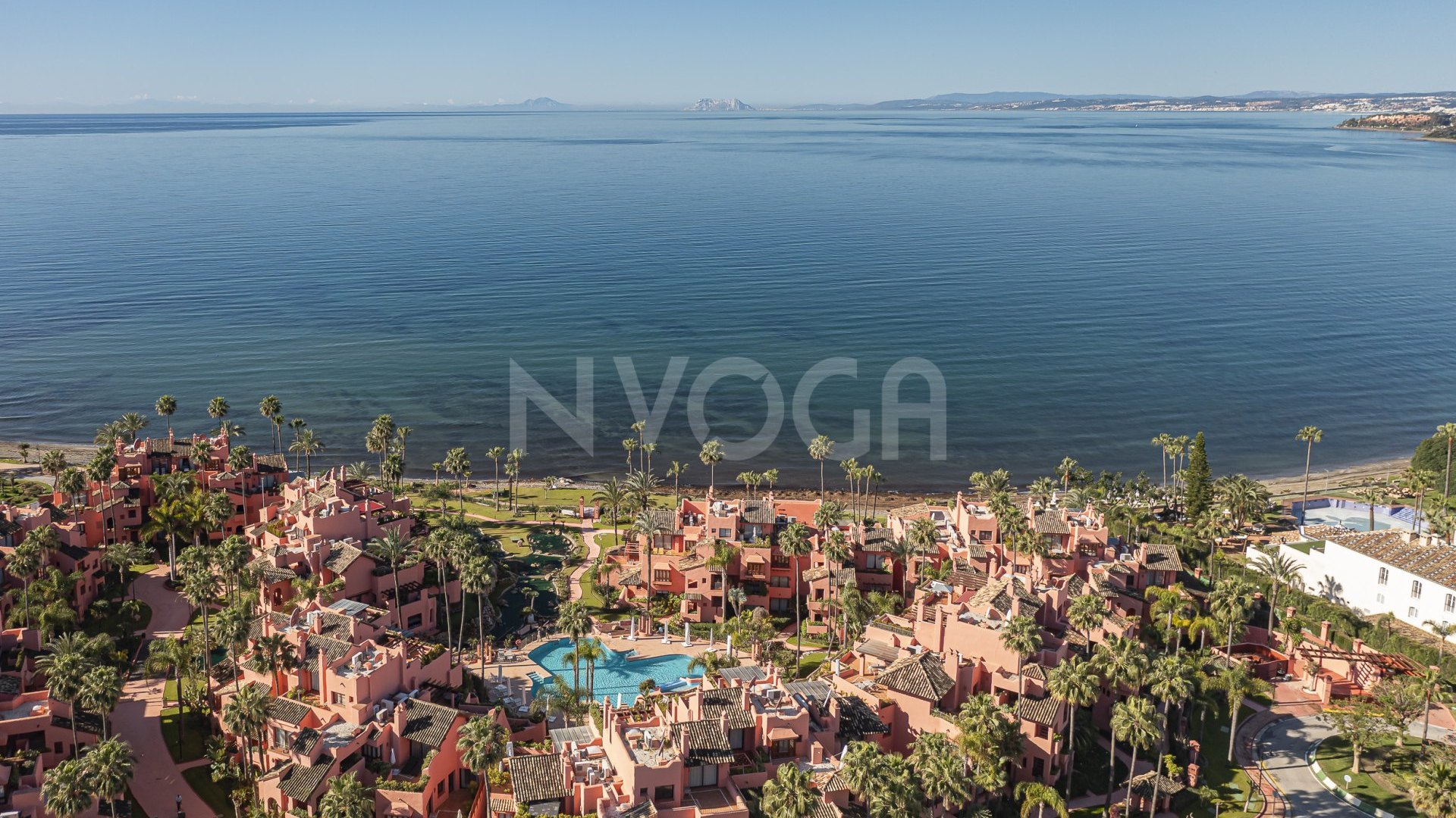 Beachfront Bliss Awaits – Discover Your Paradise by the Sea