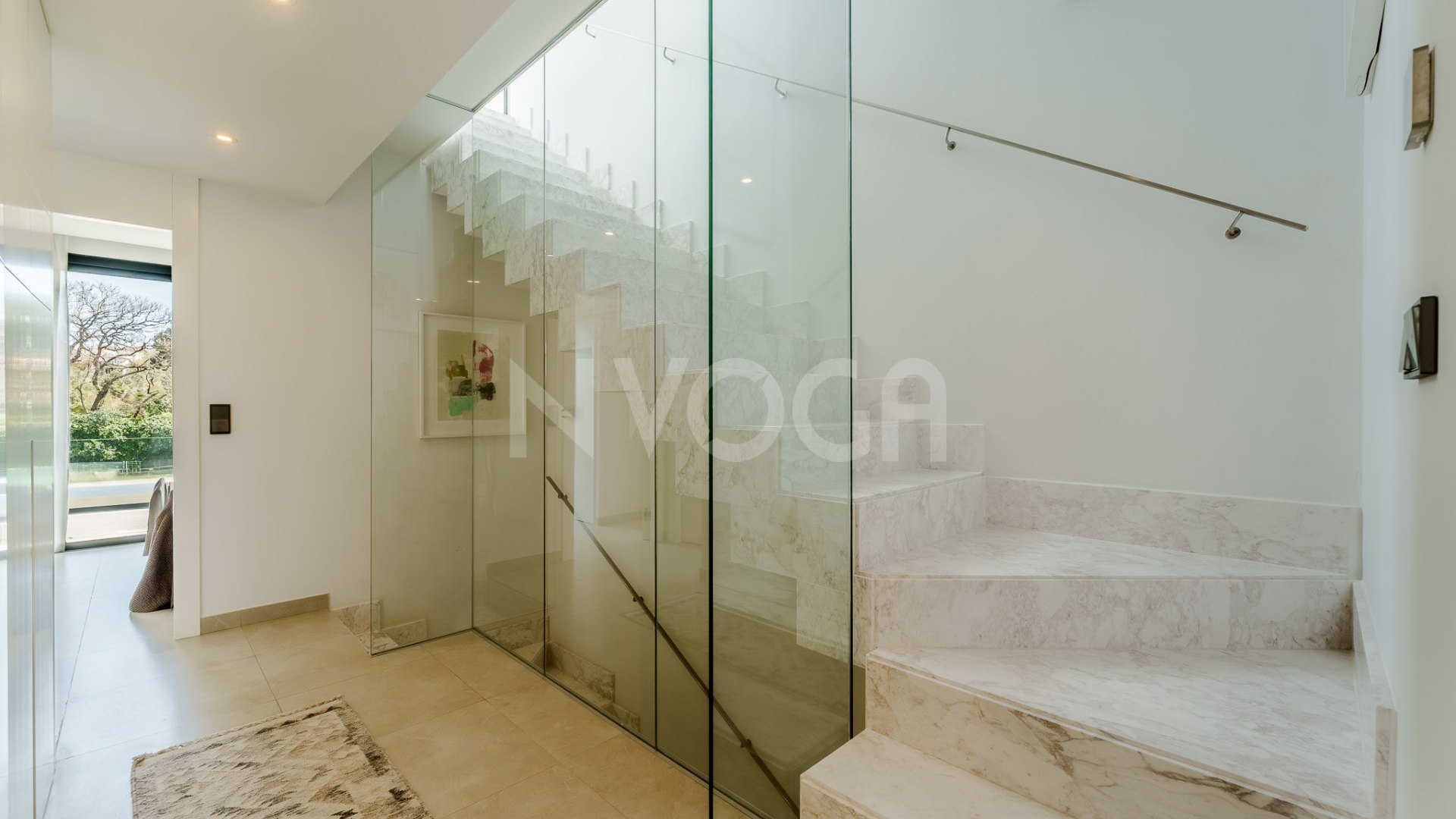 Modern Villa Just Minutes from Puerto Banús in a Secure Gated Community