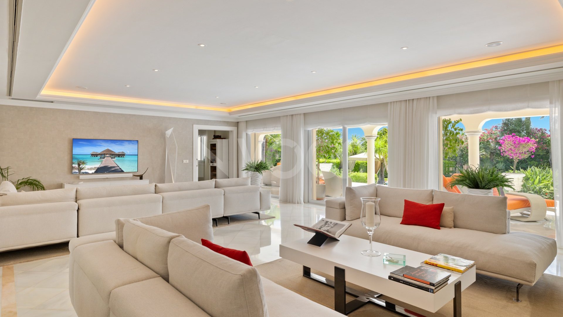 Villa La Cerquilla – Elegancia andaluza con diseño contemporáneo en Nueva Andalucía, Marbella