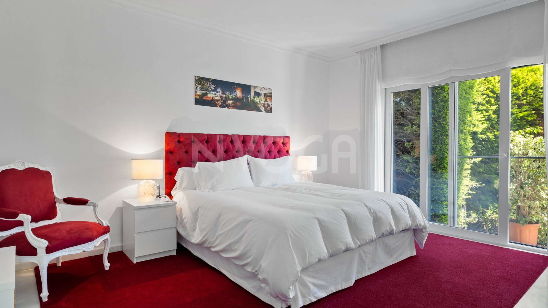 Villa La Cerquilla – Elegancia andaluza con diseño contemporáneo en Nueva Andalucía, Marbella