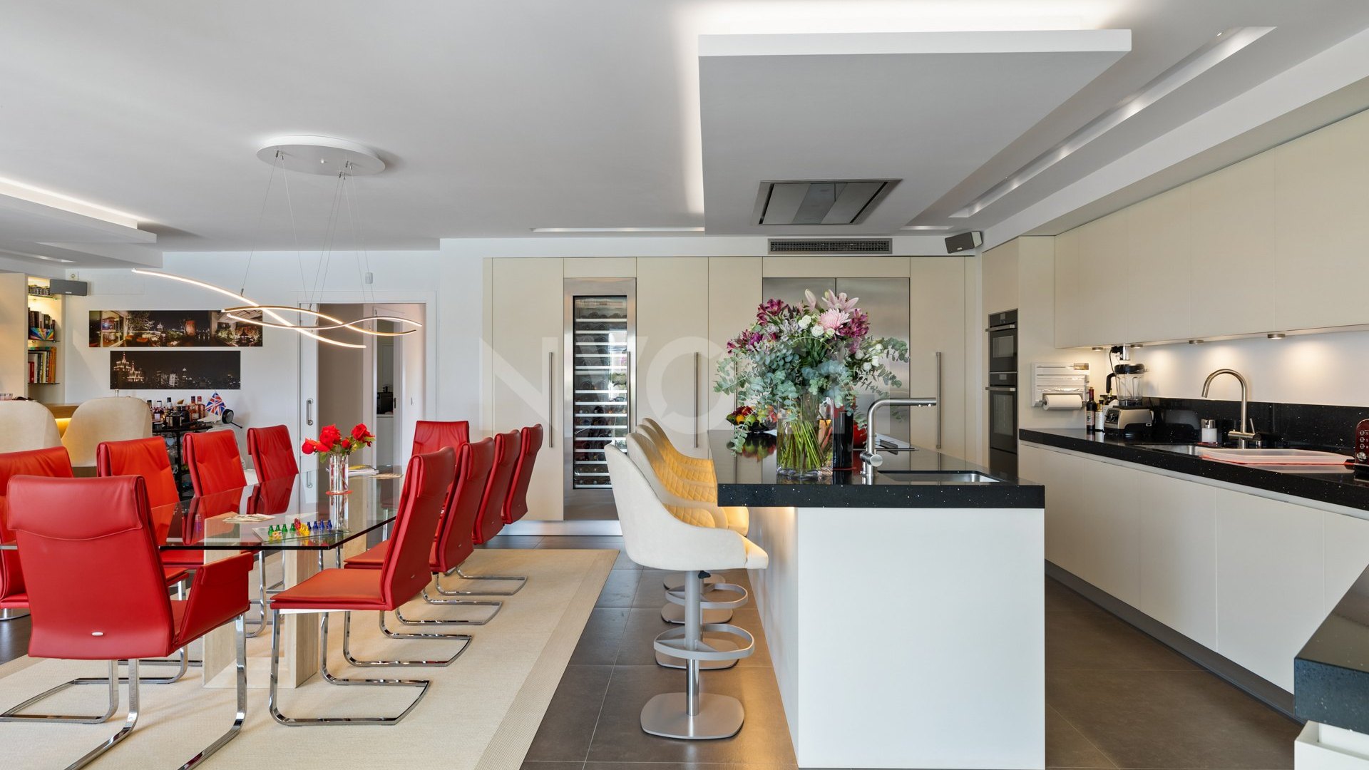 Villa La Cerquilla – Elegancia andaluza con diseño contemporáneo en Nueva Andalucía, Marbella