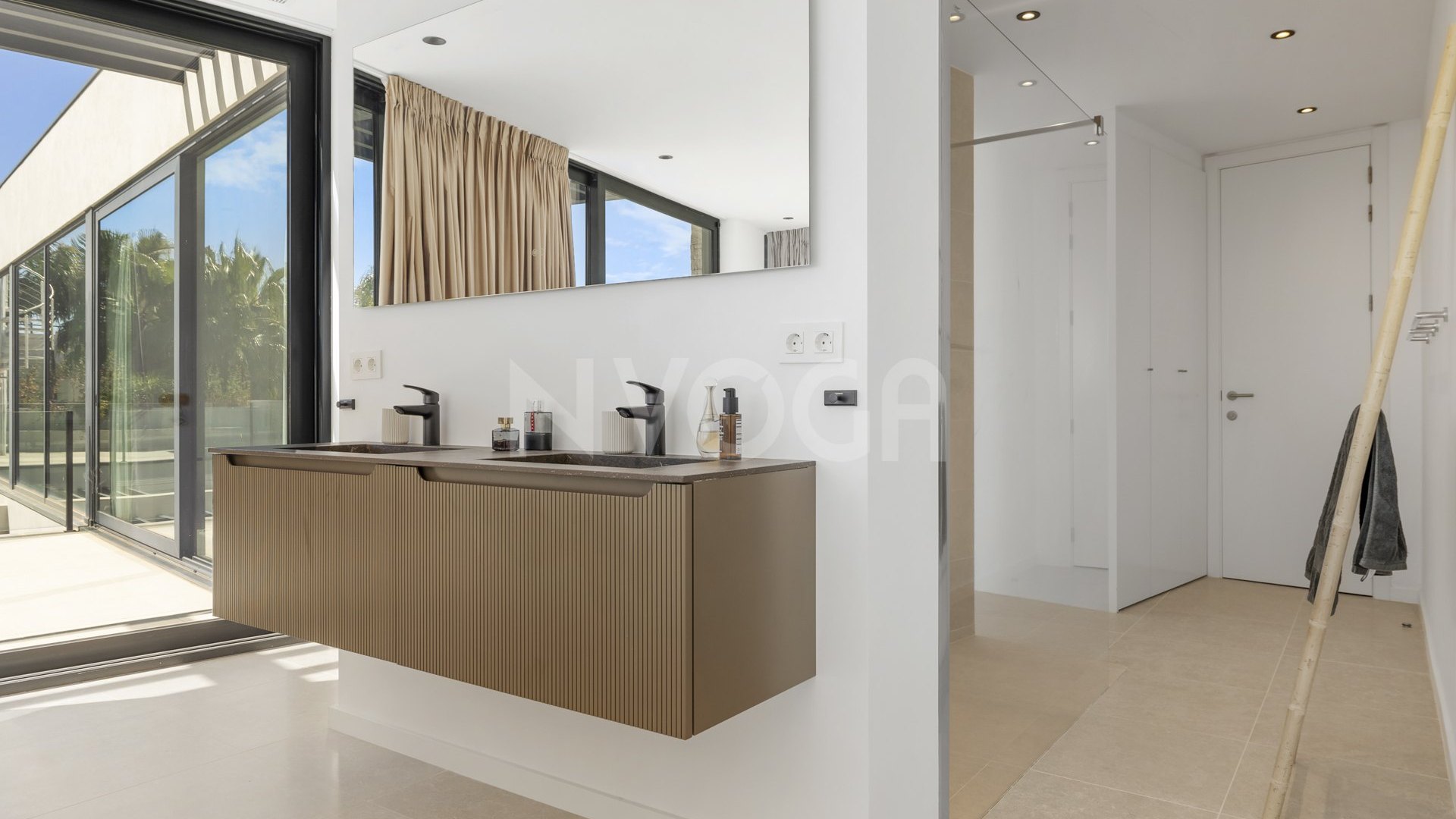 Villa Aqua – Contemporary Villa in La Alquería, Benahavís