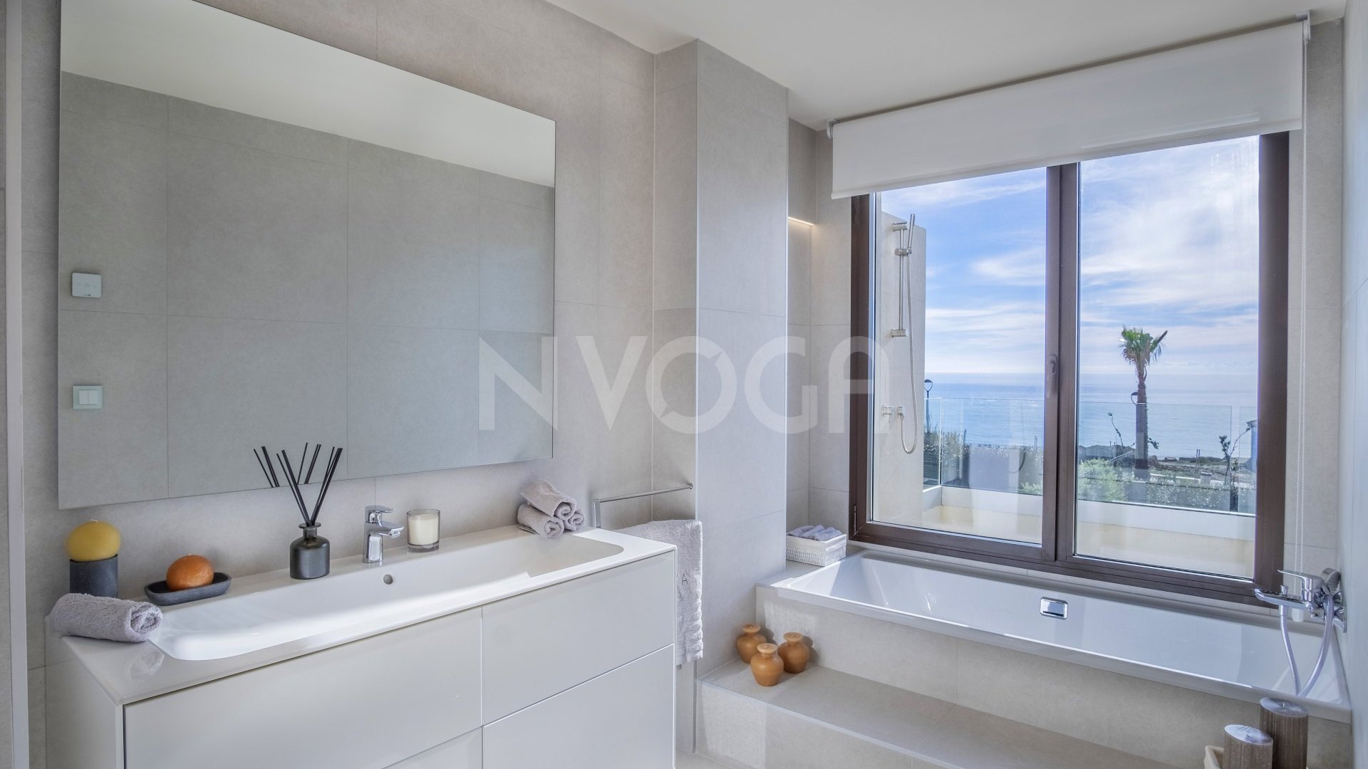 Villa con Jardín en Urb. Velaya – New Golden Mile, Estepona