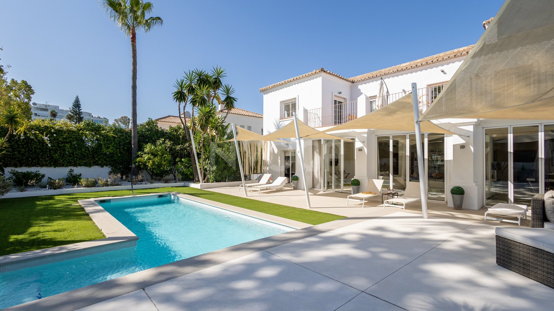 Increíble villa en Guadalmina Alta