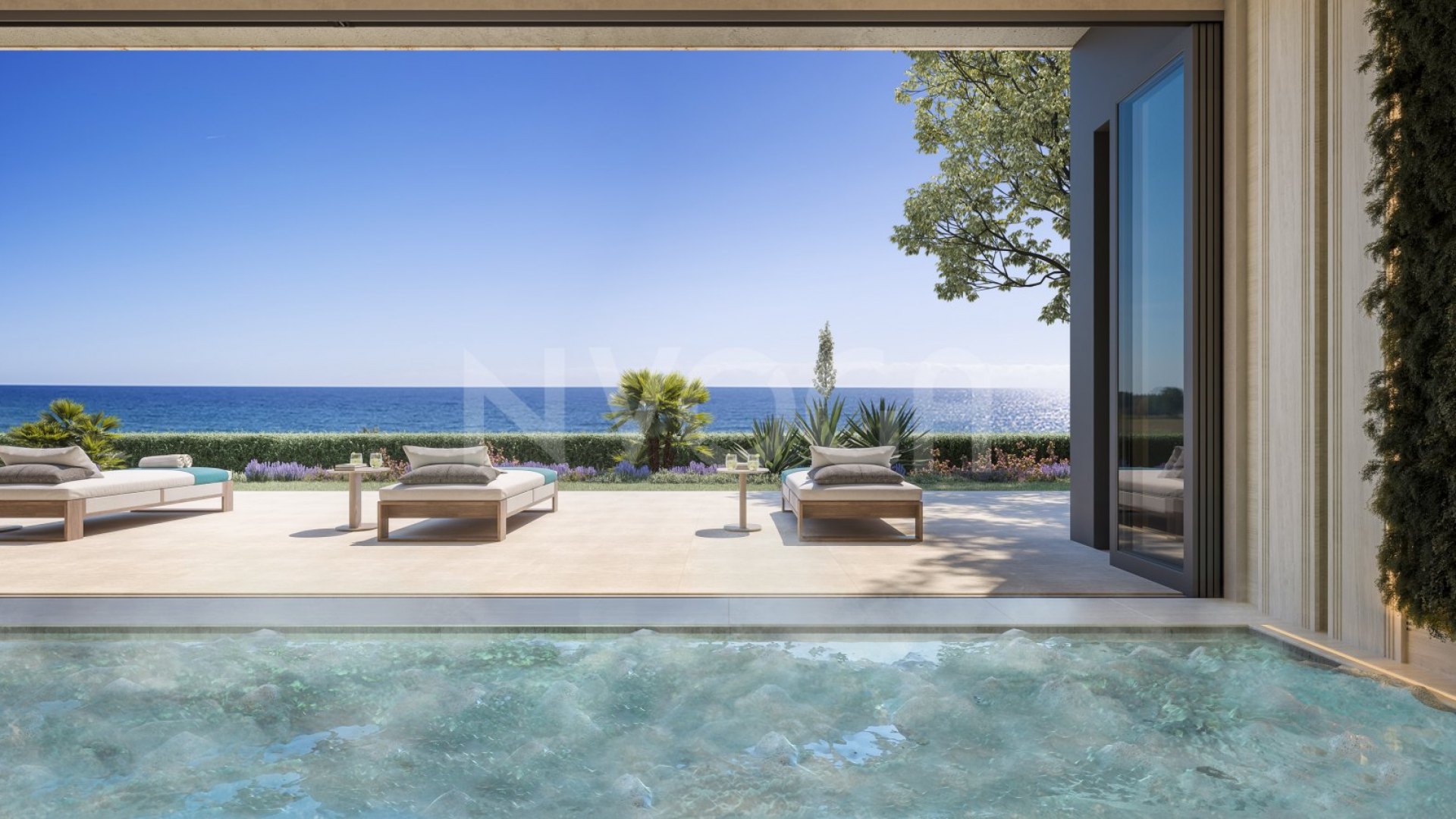 Exclusive 3 bedroom flat with frontal views to the Mediterranean Sea and 42m2 terrace in Manilva beach.