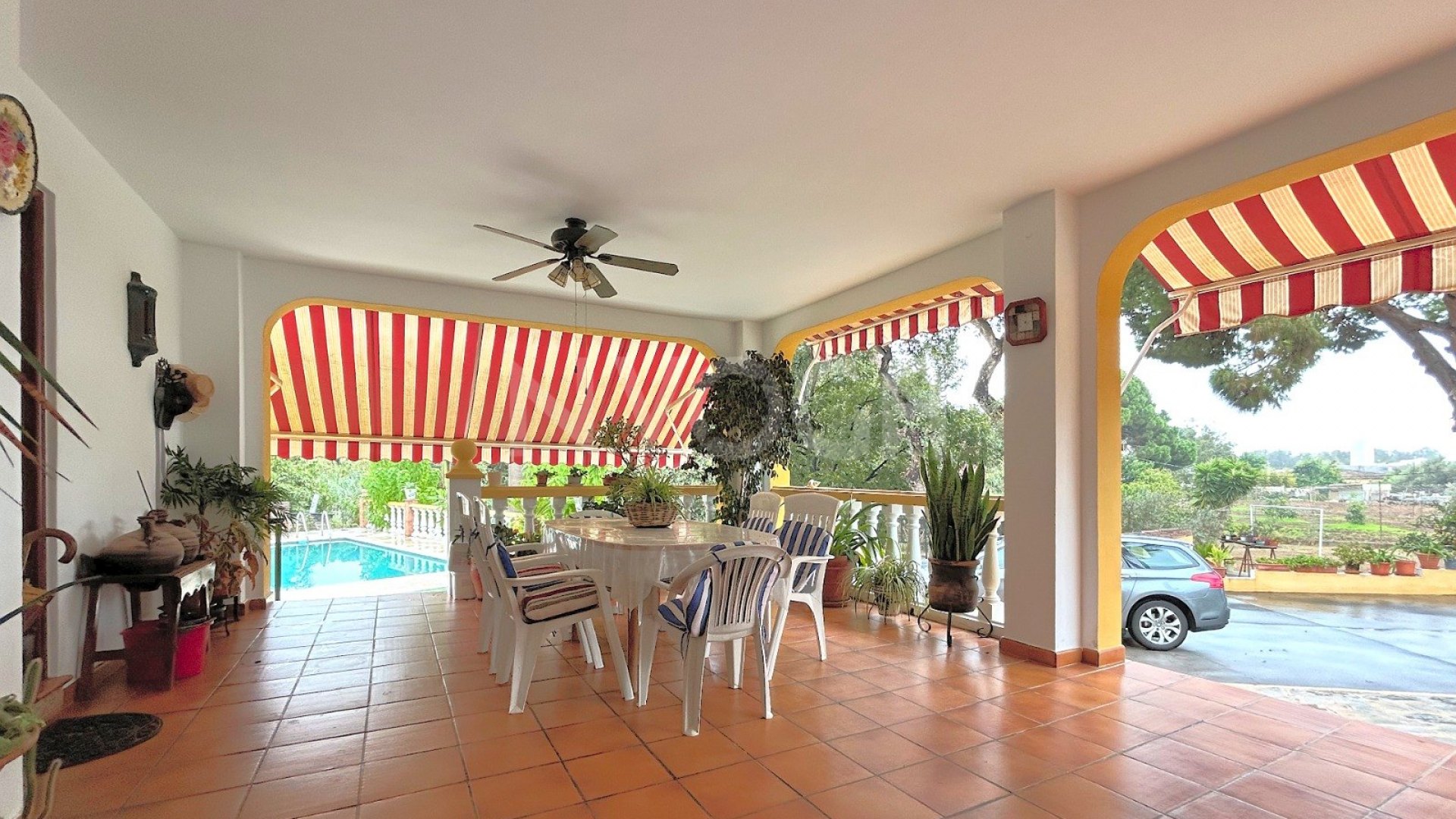 Cosy house in Ricmar with large plot of land
