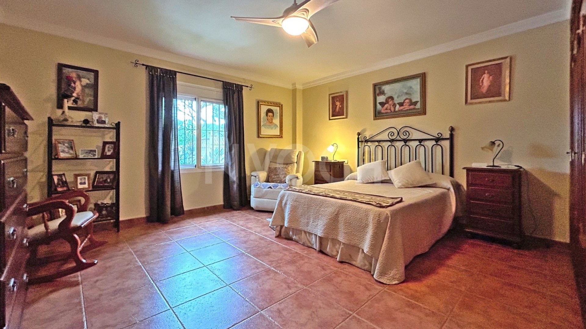 Cosy house in Ricmar with large plot of land