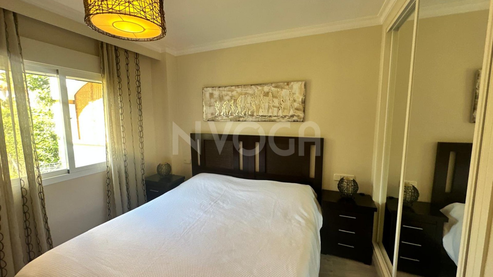 Fabuloso apartamento en planta baja, a tan solo 10 minutos de la playa y de Puerto Banus, Marbella
