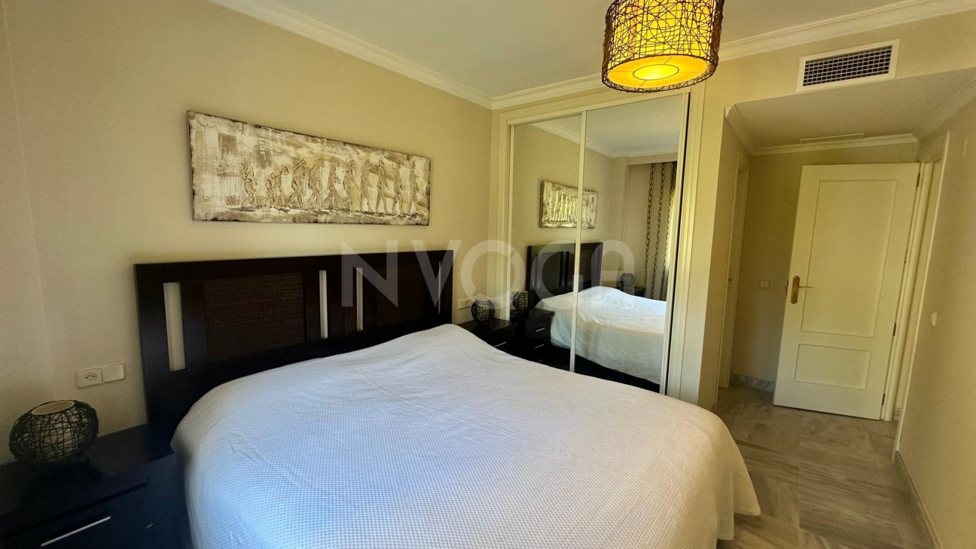 Fabuloso apartamento en planta baja, a tan solo 10 minutos de la playa y de Puerto Banus, Marbella