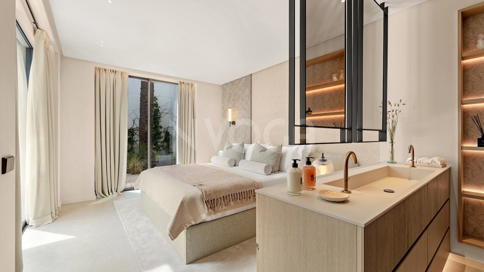 Luxurious Frontline Golf Villa Located in Nueva Andalucia, Spain
