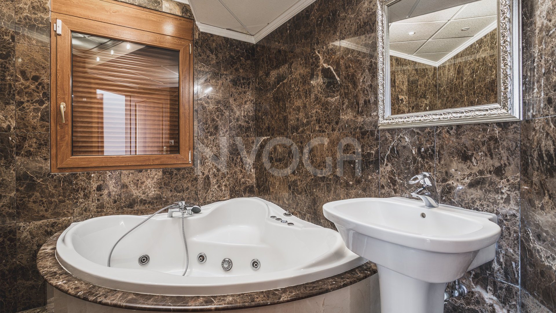 Wonderful villa located in the exclusive area of "Los Flamingos Golf", Benahavís