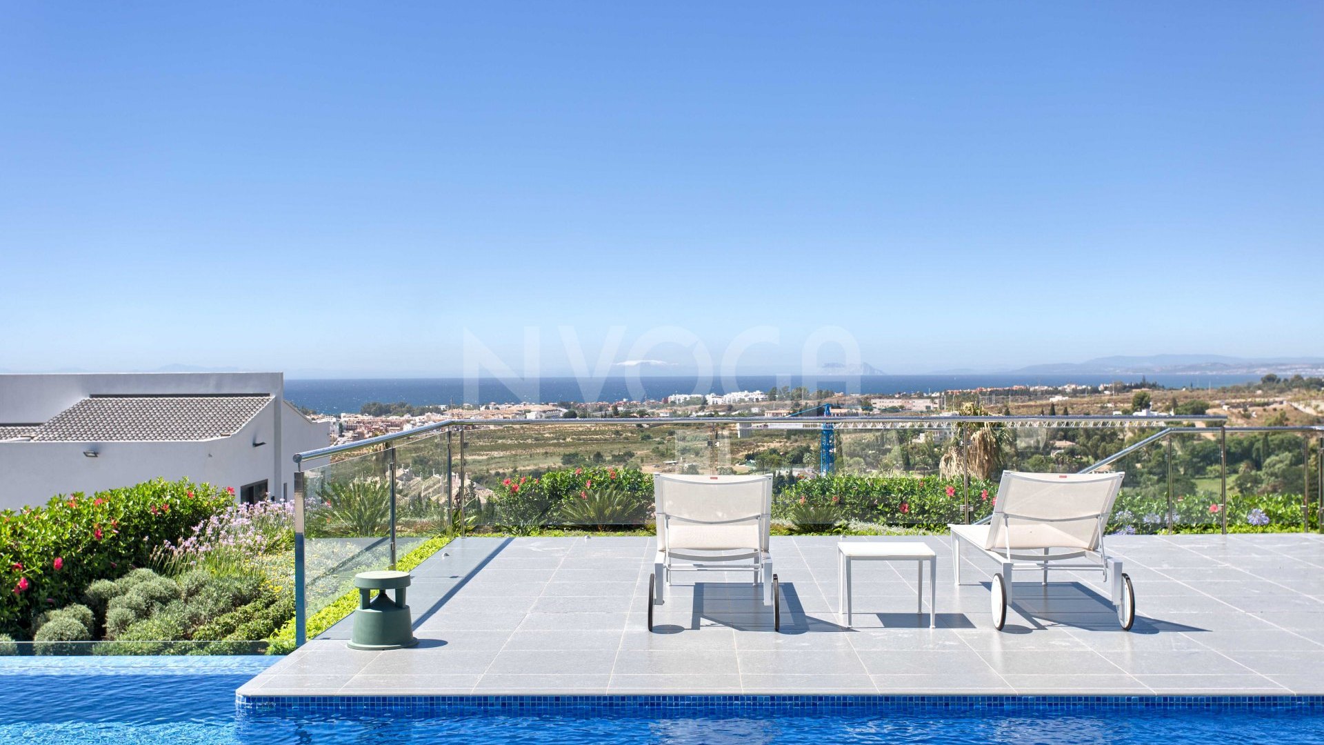Preciosa villa contemporánea situada en el corazón de Benahavís