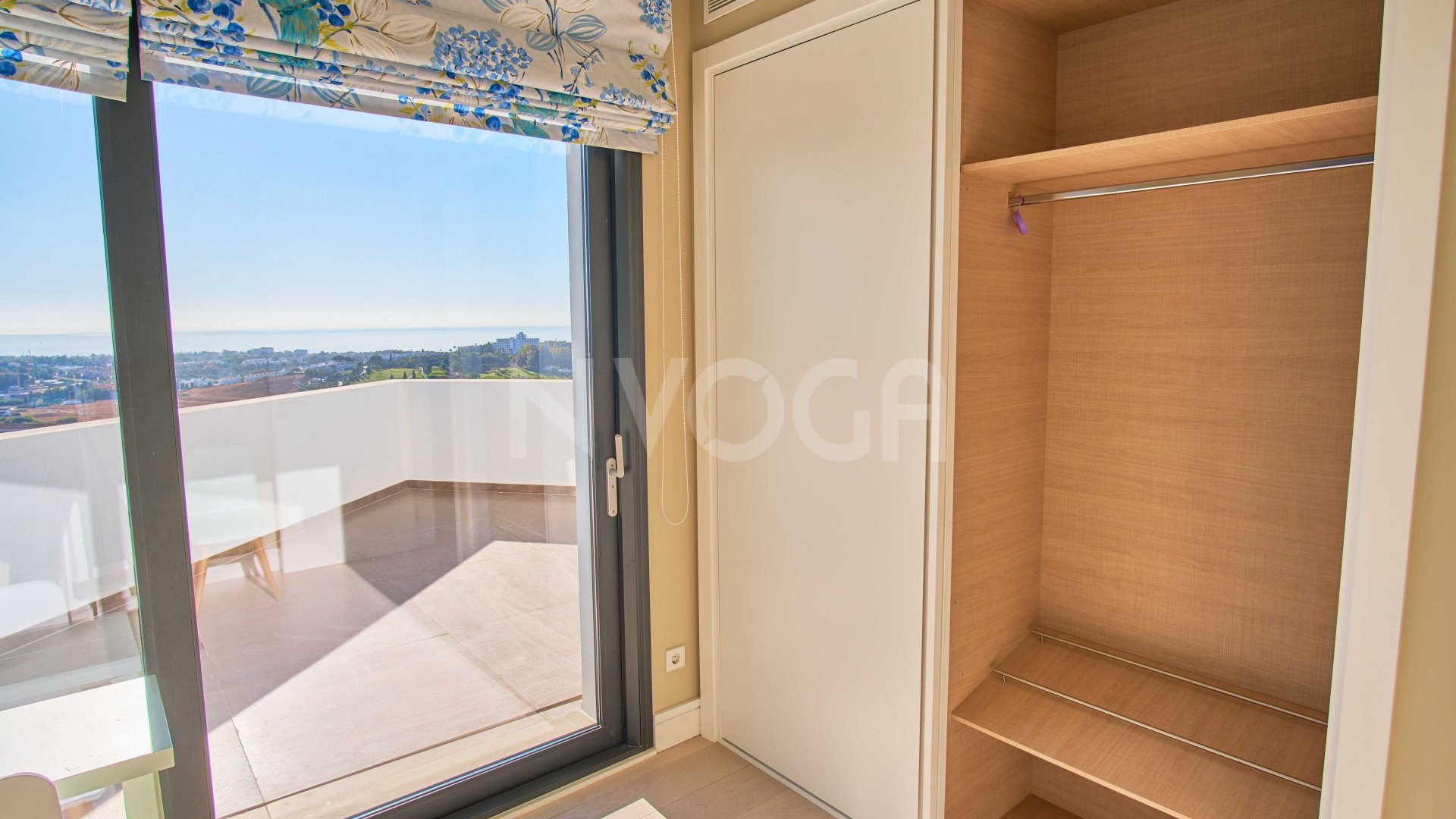 Villa with views in the Mirador del Paraíso, Benahavís