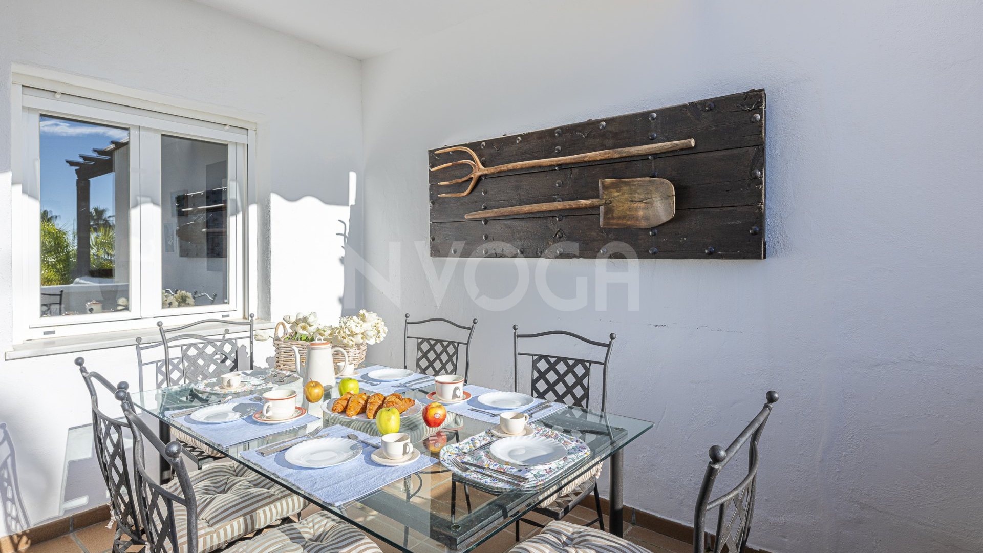 Fabuloso apartamento a pie de playa, en Bahia de Marbella, Marbella Este