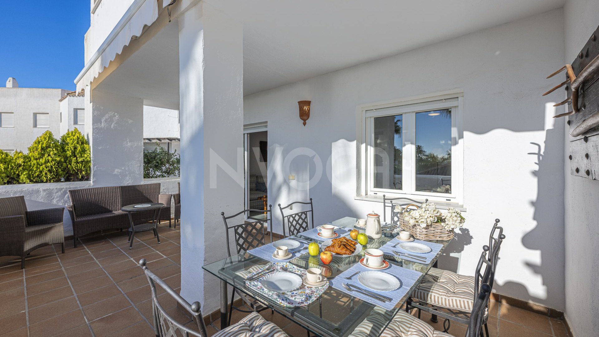 Fabuloso apartamento a pie de playa, en Bahia de Marbella, Marbella Este