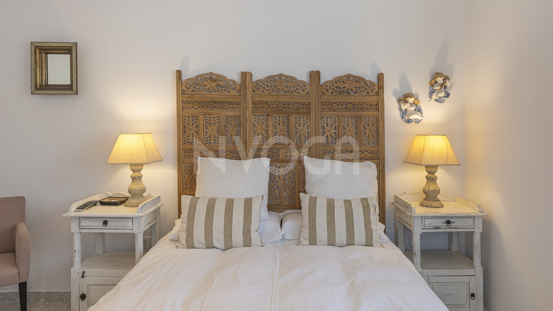 Fabuloso apartamento a pie de playa, en Bahia de Marbella, Marbella Este