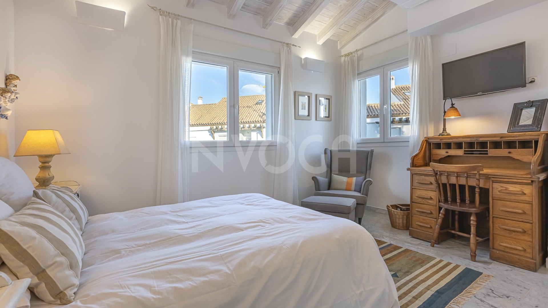 Fabuloso apartamento a pie de playa, en Bahia de Marbella, Marbella Este