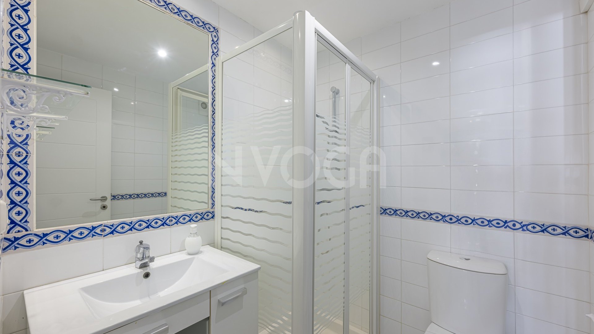 Fabuloso apartamento a pie de playa, en Bahia de Marbella, Marbella Este