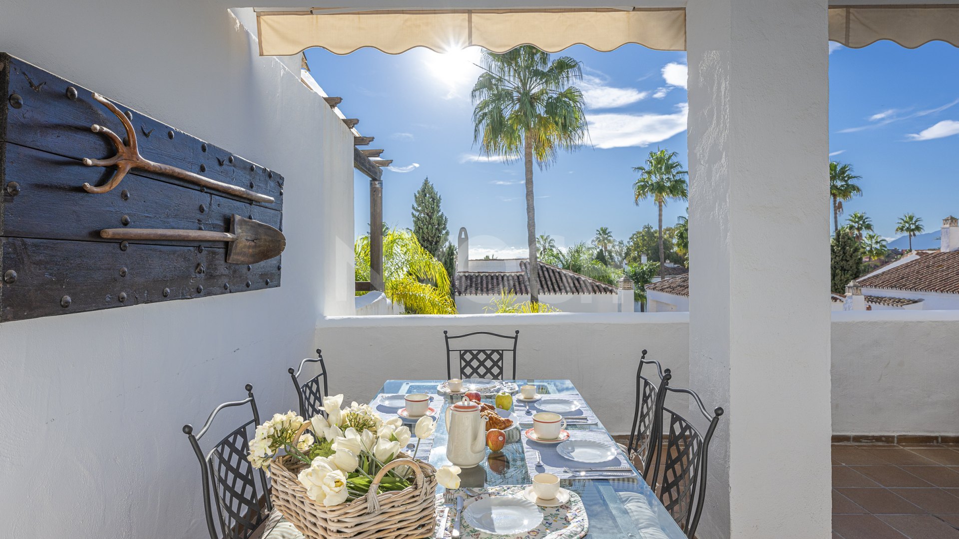 Fabuloso apartamento a pie de playa, en Bahia de Marbella, Marbella Este