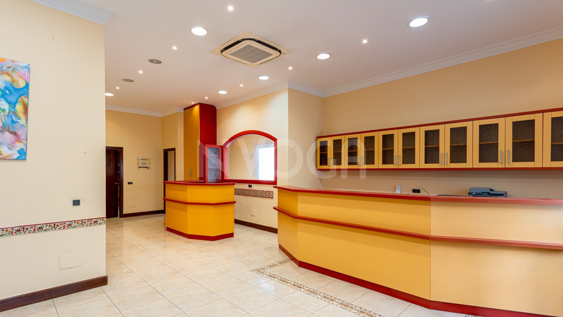 ¡Oportunidad única! Amplio local comercial en pleno centro de Marbella