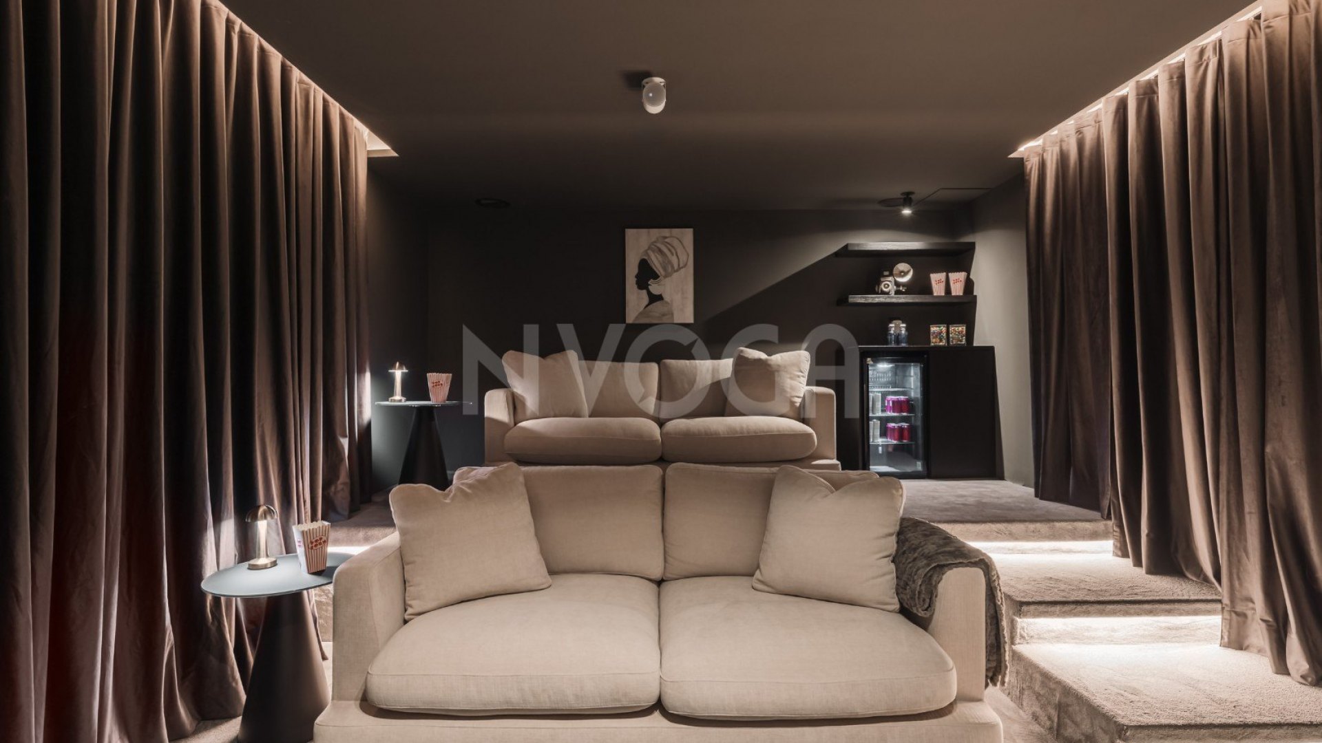 Luxury newly renovated villa located in Altos de Puente Romano.