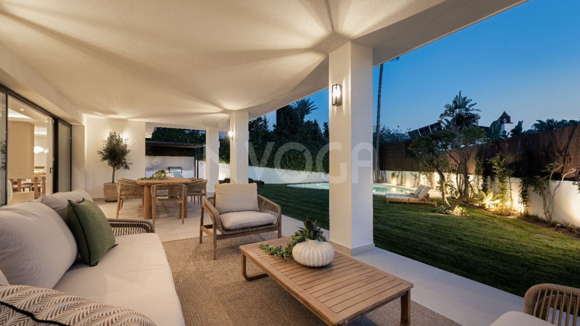 Villa recién reformada situada en Atalaya de Rio Verde Nueva Andalucia