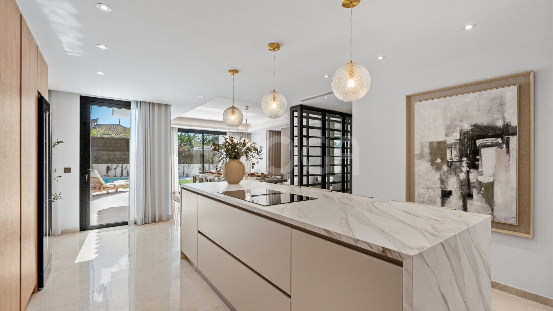 Villa recién reformada situada en Atalaya de Rio Verde Nueva Andalucia